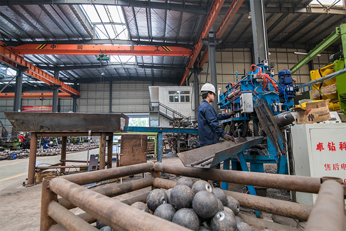 红河螺栓球基准孔加工